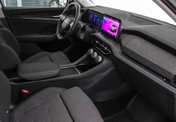 Skoda Kodiaq I SUV Facelifting 2.0 TDI SCR 150KM 2024 Skoda Kodiaq 2.0 TDi 150KM Selection DSG, Podgrzewane Fotele, Kamera Cofan, zdjęcie 11