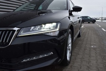 Skoda Superb III Liftback Facelifting 2.0 TDI SCR 200KM 2022 Skoda Superb SalonPL 2.0TDI 200KM DSG Ambition Czujniki El.Bagaznik Smartl, zdjęcie 34