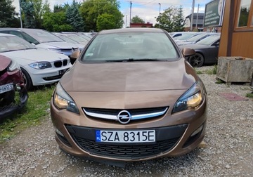Opel Astra J Sedan 1.6 Twinport ECOTEC 115KM 2016 Opel Astra 2016r, Salonowa. 1.6 LPG. Uszkodzony prawy bok. Jezdzi. 1.6, zdjęcie 16
