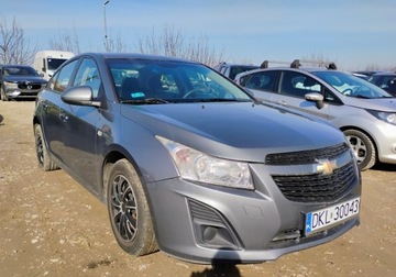 Chevrolet Cruze Sedan 1.8 16V DOHC 141KM 2013