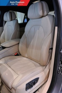 BMW X6 F16 Crossover xDrive 40d 313KM 2015 BMW X6 xDrive40dLED Fog lightsKierownica skorzanaM Pakiet sportowy 3.0, zdjęcie 9