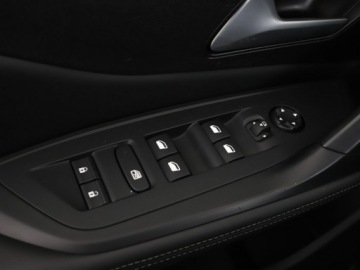 Peugeot 308 III Hatchback Plug-In 1.6 Hybrid 180KM 2022 Peugeot 308 PHEV półskóra i-cocpit navi klima, zdjęcie 39