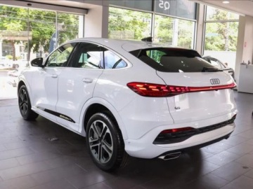 Audi 2025 AUDI Q5 TFSI Sportback Suv 2.0(204KM) 2025, zdjęcie 1
