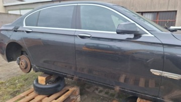 BMW Seria 7 F01 Sedan 750i 407KM 2012 BMW 7 (F01, F02, F03, F04) 750i 408 KM, zdjęcie 2