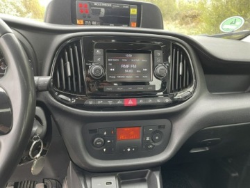 Fiat Doblo IV 1.6 MultiJet 120KM 2021 Fiat Doblo 1.6 Diesel 120KM Dla Niepełnosprawnych, zdjęcie 12