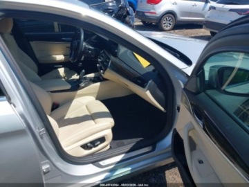 BMW Seria 5 G30-G31 2021 BMW Seria 5 530e, 2021r., 2.0L 2.0 Benzyna 181KM, zdjęcie 8