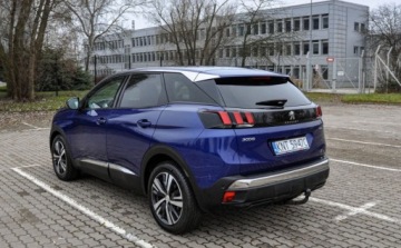 Peugeot 3008 II Crossover 1.2 PureTech 130KM 2017 Peugeot 3008 Bezwypadkowy 1.2 Benzyna 130KM, zdjęcie 2