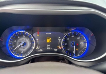 Chrysler Pacifica II 2018 Chrysler Pacifica 2018 Chrysler Pacifica kamery 360 auto w Polsce po akcyz, zdjęcie 12