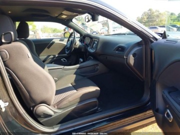 Dodge Challenger III 2022 Dodge Challenger GT 2022 3.6l 3.6 Benzyna 303KM, zdjęcie 9