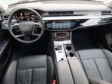 Audi A8 D5 Sedan Facelifting 3.0 50 TDI 286KM 2024 Audi A8 Webasto Night Vision Os skretna Masaz Dach szklany Asystenci 3.0, zdjęcie 9