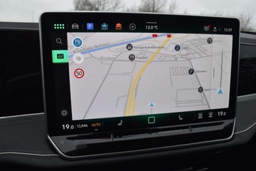 Volkswagen Passat B8 Variant Facelifting 2.0 TDI SCR 150KM 2024 Volkswagen Passat Variant 2.0TDI 150KM Elegance IQ.Drive HAK Masaz ACC Kam, zdjęcie 16