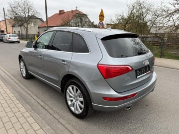 Audi Q5 I SUV 3.2 FSI 270KM 2010 Audi Q5 3.2 FSI S-TRONIC QUATTRO AUTOMAT SKORY XENONY GRZANE FOTELE PANORA, zdjęcie 1