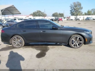 BMW Seria 5 G90-91 2024 BMW Seria 5 530i, 2024r., 2.0L 2.0 Benzyna 255KM, zdjęcie 4