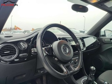 Volkswagen Beetle Hatchback 3d 1.2 TSI 105KM 2012 Volkswagen Beetle GWARANCJA Udok. niski przebieg Zarejestrowany Mozliwa za, zdjęcie 4