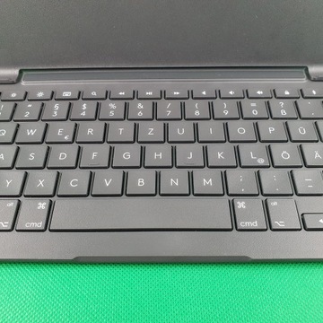 ЧЕХОЛ-КЛАВИАТУРА LOGITECH SLIM FOLIO APPLE для iPad 5–7