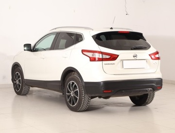 Nissan Qashqai II Crossover 1.6 dCi 130KM 2015 Nissan Qashqai 1.6 dCi, 4X4, Skóra, Navi, Klima, zdjęcie 3
