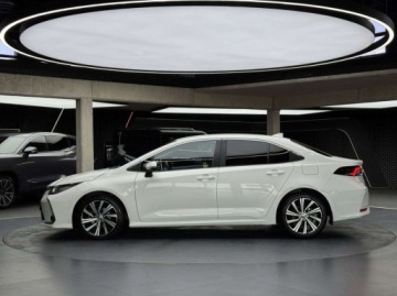 Toyota Corolla XII Sedan 1.5 VVT-i 125KM 2022 Toyota Corolla Comfort TECH STYLE ACC LED Podgrzewane fotele Kamera, zdjęcie 1