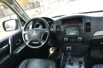Mitsubishi Pajero IV SUV 5d 3.2 DOHC 200KM 2014 Mitsubishi Pajero 3.2DiD Automat 2014r. SALON, zdjęcie 8