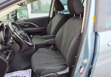 Mazda 5 II 1.8 MZR 115KM 2013 Mazda 5 1,8 Ben 6-Biegow 7 osobowa 1.8 Benzyna 116KM, zdjęcie 6