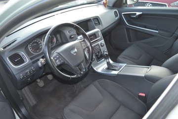 Volvo V60 I Kombi 1.6 T3 150KM 2013 Volvo V60, z Niemiec, OPŁACONY, zdjęcie 10