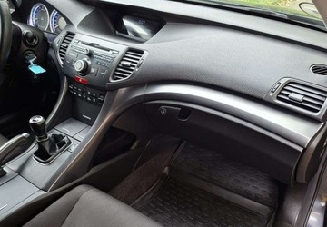 Honda Accord VIII Kombi 2.0 VTEC 156KM 2011 Honda Accord Honda Accord 2.0 Benzyna 156KM, zdjęcie 11