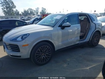 Porsche Cayenne III 2021 Porsche Cayenne 2021r., 4x4, 3.0L, zdjęcie 1
