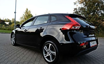 Volvo V40 II Hatchback 1.5 T2 DRIVE-E 122KM 2015 Volvo V40 Lift Automat, Nawigacja, Park Assistant, Grzana szyba, Bezwypadk, zdjęcie 9