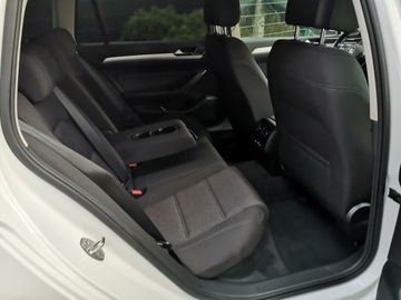 Volkswagen Passat B8 Variant 2.0 TDI 190KM 2015 Volkswagen Passat 2.0 TDI 190KM R-line # Automat, zdjęcie 22