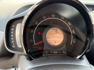 Toyota Aygo II Hatchback 3d Facelifting 1.0 VVT-i 72KM 2019 Toyota Aygo 1.0 VVT-i X-play II (2014-) 1.0 VVT-i, zdjęcie 14