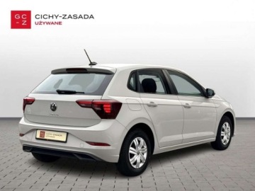 Volkswagen Polo VI Hatchback 5d Facelifting 1.0 TSI 95KM 2022 Volkswagen Polo 1.0TSI 95KM Life Digital CockpitSalon PolskaNiski Przebieg, zdjęcie 4