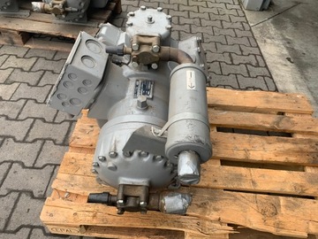 Sprężarka chłodnicza Carrier 140m3,h R134a