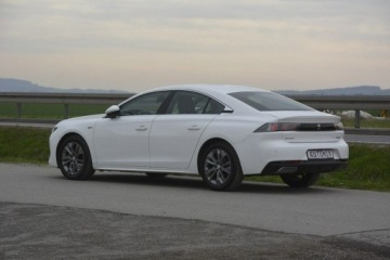 Peugeot 508 II Sedan 1.5 BlueHDI 130KM 2020 Peugeot 508 1.5BlueHDi nawi Android Auto Car Play, zdjęcie 4