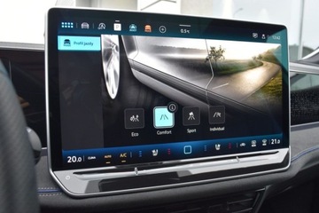 Volkswagen Passat B9 2024 Volkswagen Passat SalonPL 265KM 4x4 DSG R-line DCC Pakiety PANORAMA Kam.36, zdjęcie 23