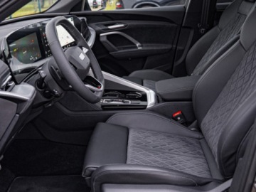 Audi Q5 II SUV Facelifting 2.0 40 TDI 204KM 2026 2.0 TDI quattro S line (204 KM) Hak holowniczy, zdjęcie 3