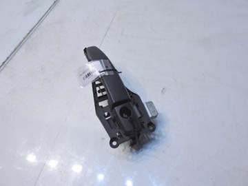 KLIKA DVEŘE LEVÝ OPEL CORSA D 3D