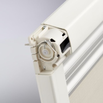 Рулонная штора Blackout с москитной сеткой 880x330 Dometic