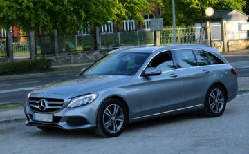 Mercedes Klasa C W205 Kombi 180 156KM 2016 Mercedes-Benz Klasa C Bezwypadkowy Serwis Zadbany 1.6 Benzyna 156KM, zdjęcie 5