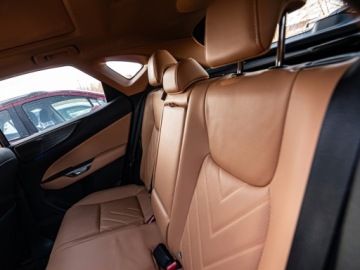 Lexus NX II SUV Facelifting 2.5 450h+ 292KM 2025 Od ręki - Omotenashi 2.5 Hybrid Plug-in AWD 292KM | Podgrzewane fotele, zdjęcie 12