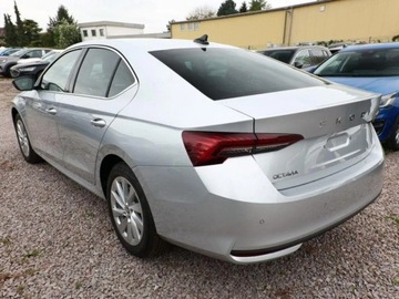 Skoda Octavia IV Liftback 1.5 TSI EVO 150KM 2025 Octavia Edition 130 Selection 1.5 TSI mHEV DSG 150KM 2025, zdjęcie 2
