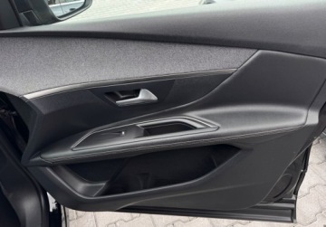 Peugeot 3008 II Crossover 1.2 PureTech 130KM 2020 Peugeot 3008 BezwypadekGTFUUL LEDradarserwis asoorg lakier 1.2 131KM, zdjęcie 25