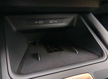 Cupra Formentor Crossover 1.5 TSI 150KM 2024 Cupra Formentor serwis ASO 1.5eTSI 150KM bezwypadkowy pakiety FullLink Amb, zdjęcie 23