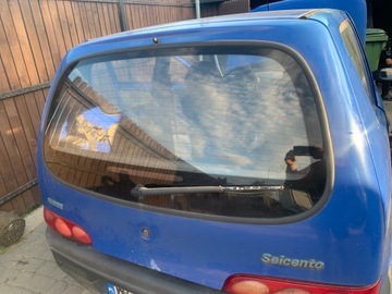 KLAPA TYŁ BAGAŻNIKA SZYBA SEICENTO 451/A NIENIESKI