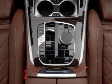 BMW X5 G05 SUV Facelifting 3.0 30d 298KM 2025 BMW X5 xDrive30d Sport Suv 3.0 (298KM) 2025, zdjęcie 10