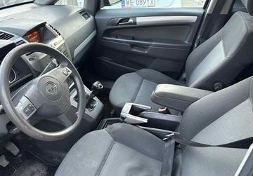 Opel Zafira B 1.9 CDTI ECOTEC 120KM 2007 Opel Zafira BLACK FRIDAY 1.9 diesel 2007 1.9 Diesel 120KM, zdjęcie 1