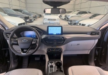 Ford Kuga III 2023 Ford Kuga 4x4 1.5 Benz 182 KM 2023r Warszawa 1.5 Benzyna 182KM, zdjęcie 6