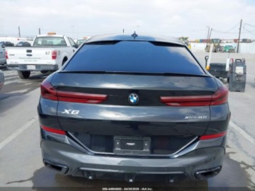 BMW X6 G06 2022 BMW X6 XDrive40I 2022 3.0 Benzyna 335KM, zdjęcie 3