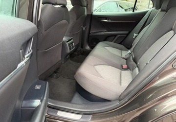 Toyota Camry IX Sedan 2.5 Hybrid Dynamic Force 218KM 2019 Toyota Camry Salon Polska, Serwis ASO, Gwarancja,1 rej III 2020r. 2.5 218KM, zdjęcie 10