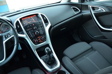 Opel Astra J Sports Tourer Facelifting 1.6 CDTI  136KM 2014 ZAREJESTROWANA LIFT 1.6CDTI 136KM SERWIS LEDY NAVI KAMERA BLISS ALU 2xPDC, zdjęcie 28