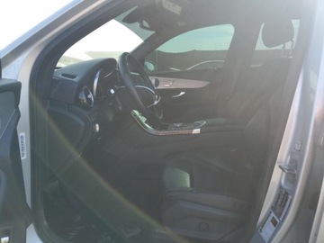 Mercedes GLC C253 2019 Mercedes-Benz GLC 2019 r., 2,0L 300 4 MATIC 2.0 Benzyna 241KM, zdjęcie 7