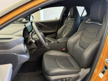Toyota C-HR II 2024 Toyota C-HR 2.0 16V 197KM 2024 4x4 Executive FV23%, zdjęcie 13